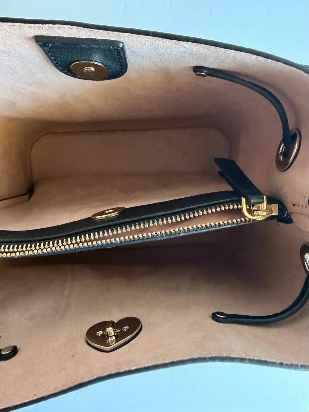 Kate Spade Marti Bucket Bag Size Large